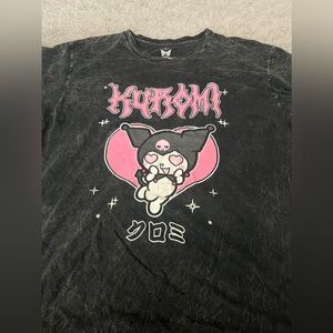 Woman’s  shirt  size L